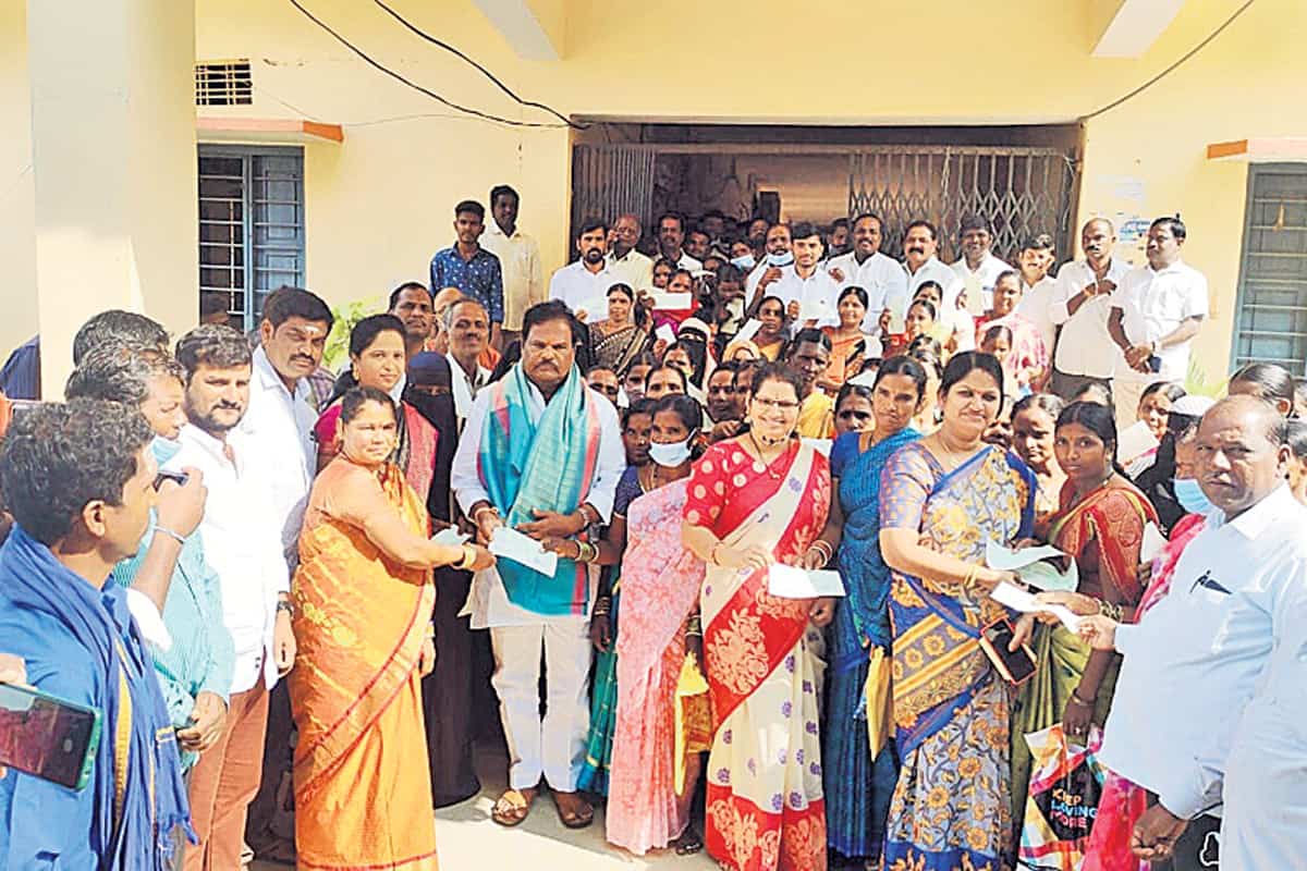 పేదల సంక్షేమమే ప్రభుత్వ ధ్యేయం