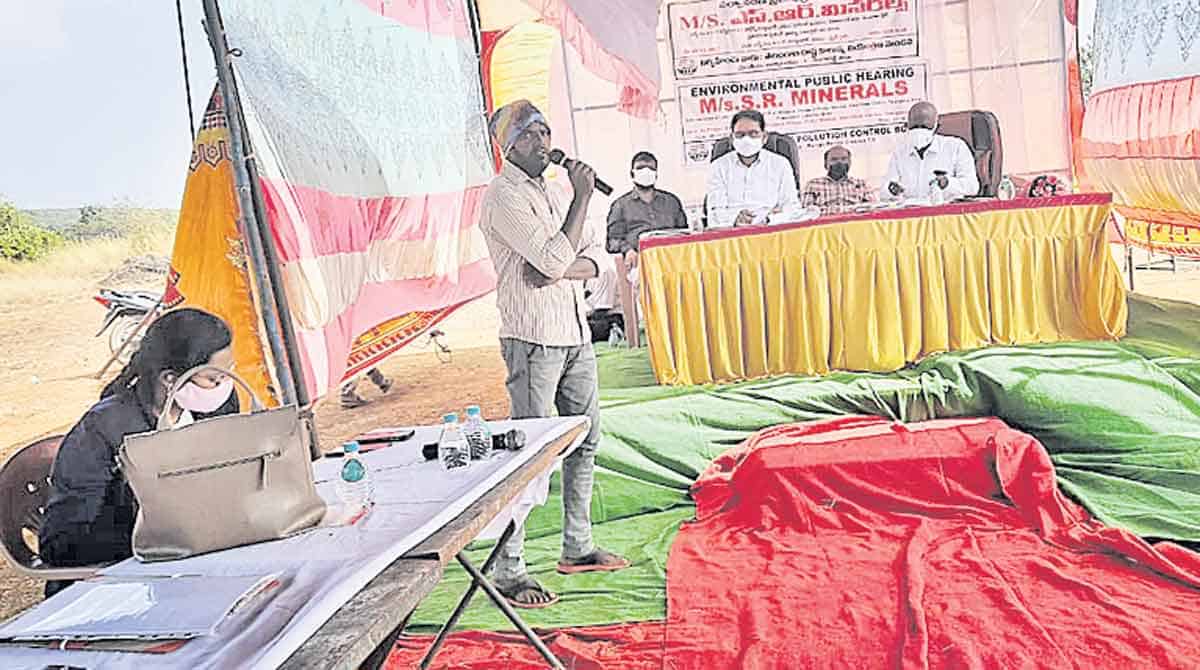 మైనింగ్‌ అనుమతుల కోసం ప్రజాభిప్రాయ సేకరణ