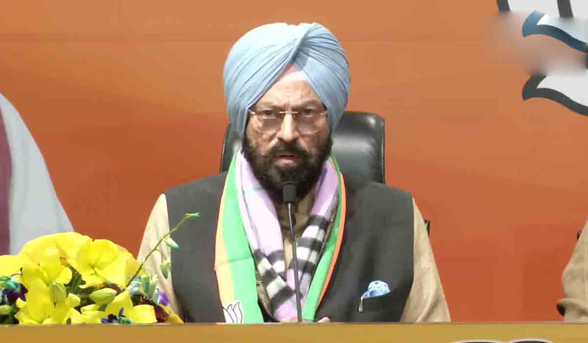 పంజాబ్ కాంగ్రెస్‌కు గ‌ట్టి ఎదురుదెబ్బ‌.. బీజేపీలోకి మాజీ మంత్రి