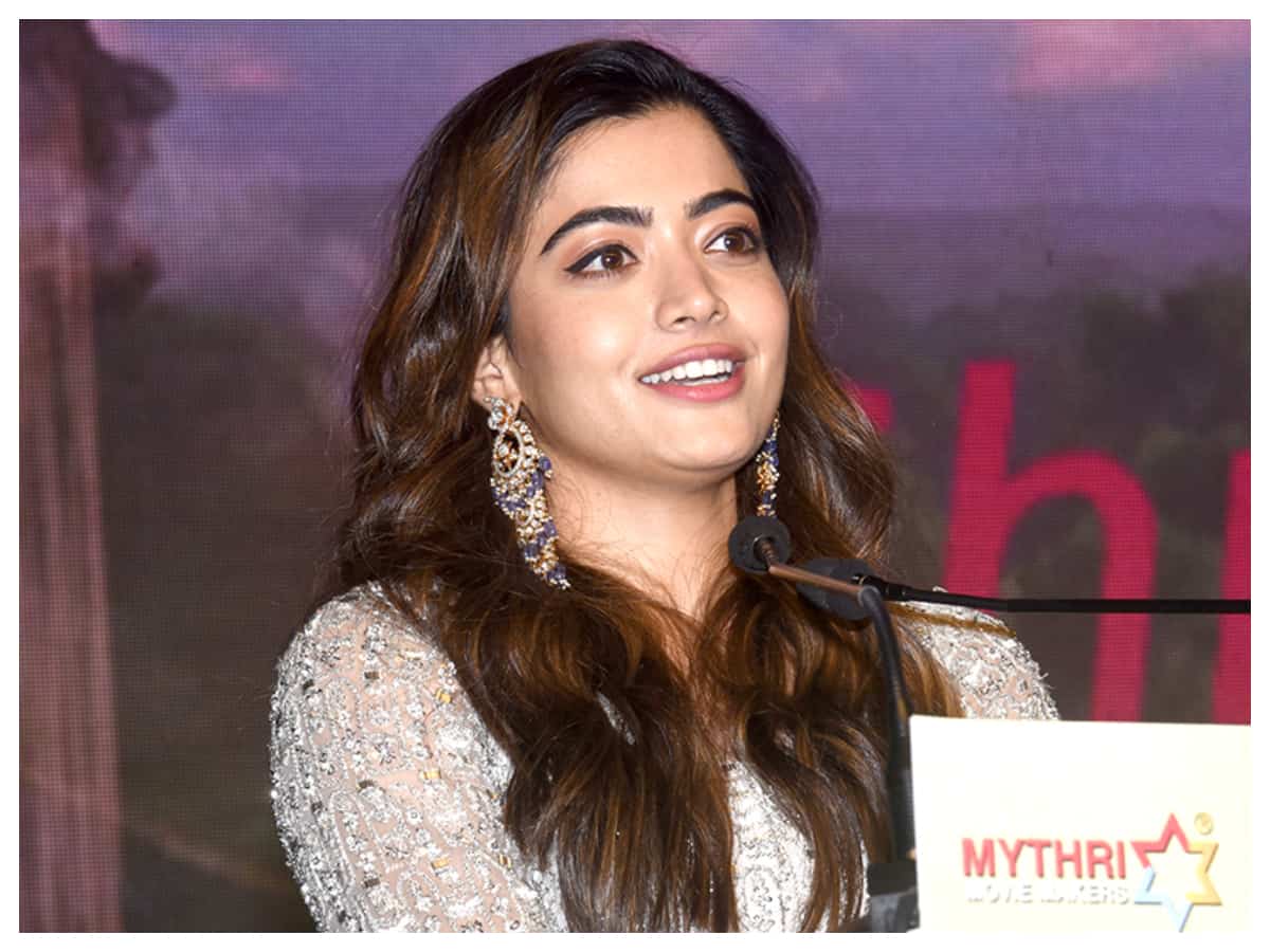 Rashmika Mandanna | పుష్ప మూవీ థ్యాంక్స్ మీట్‌లో ర‌ష్మిక మంద‌న్న..