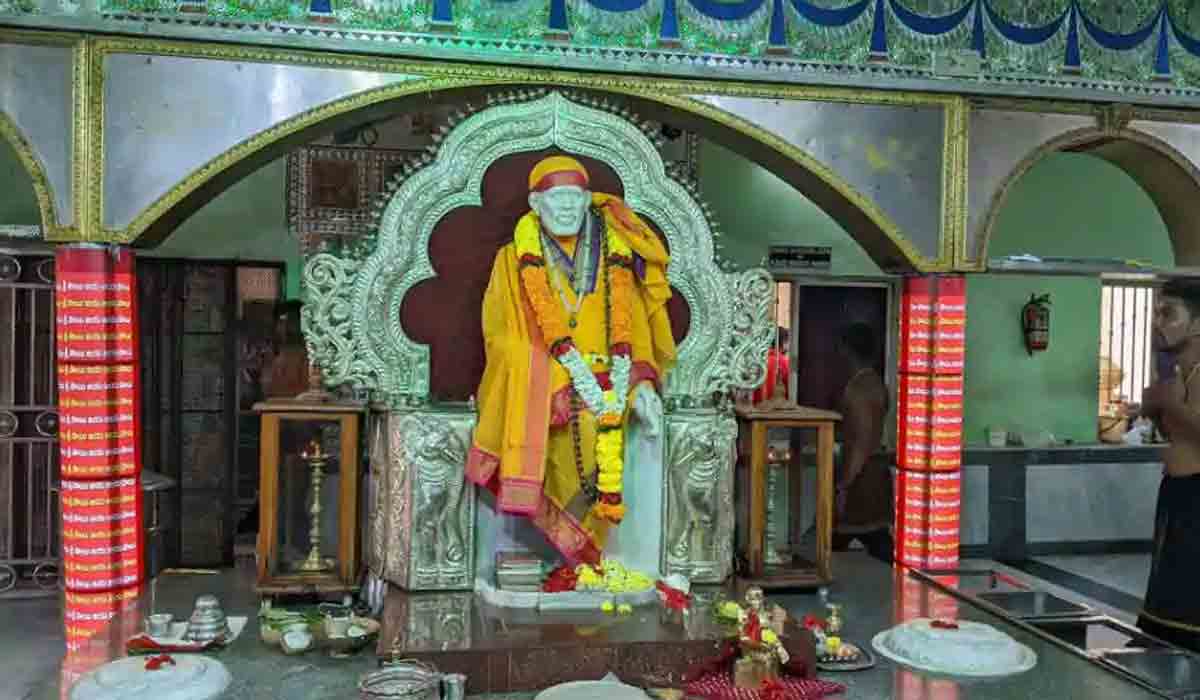 సాయిబాబా ఆల‌యంలో న‌గ‌దు చోరీ