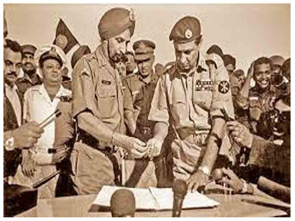 చరిత్రలో ఈరోజు: పాకిస్తాన్‌కు మరోసారి బుద్ధి చెప్పిన భారత్.. దానికి గుర్తుగా విజయ్‌దివాస్‌