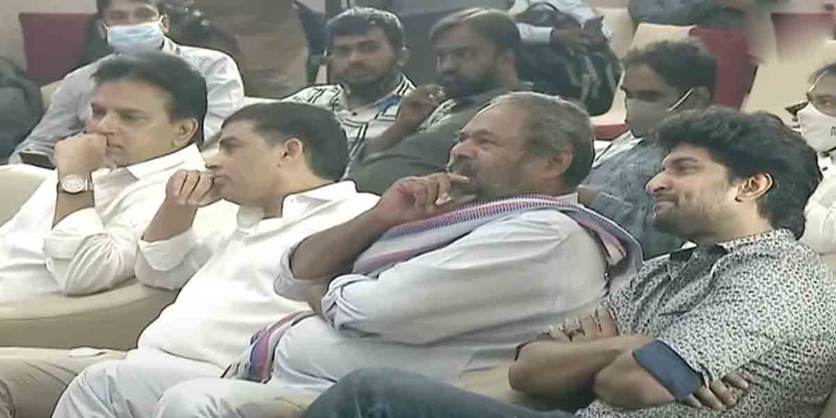 ఏపీలో సినిమా థియేటర్లు మూసివేస్తుంటే ఏడుపొస్తుంది : ఆర్‌ నారాయణమూర్తి