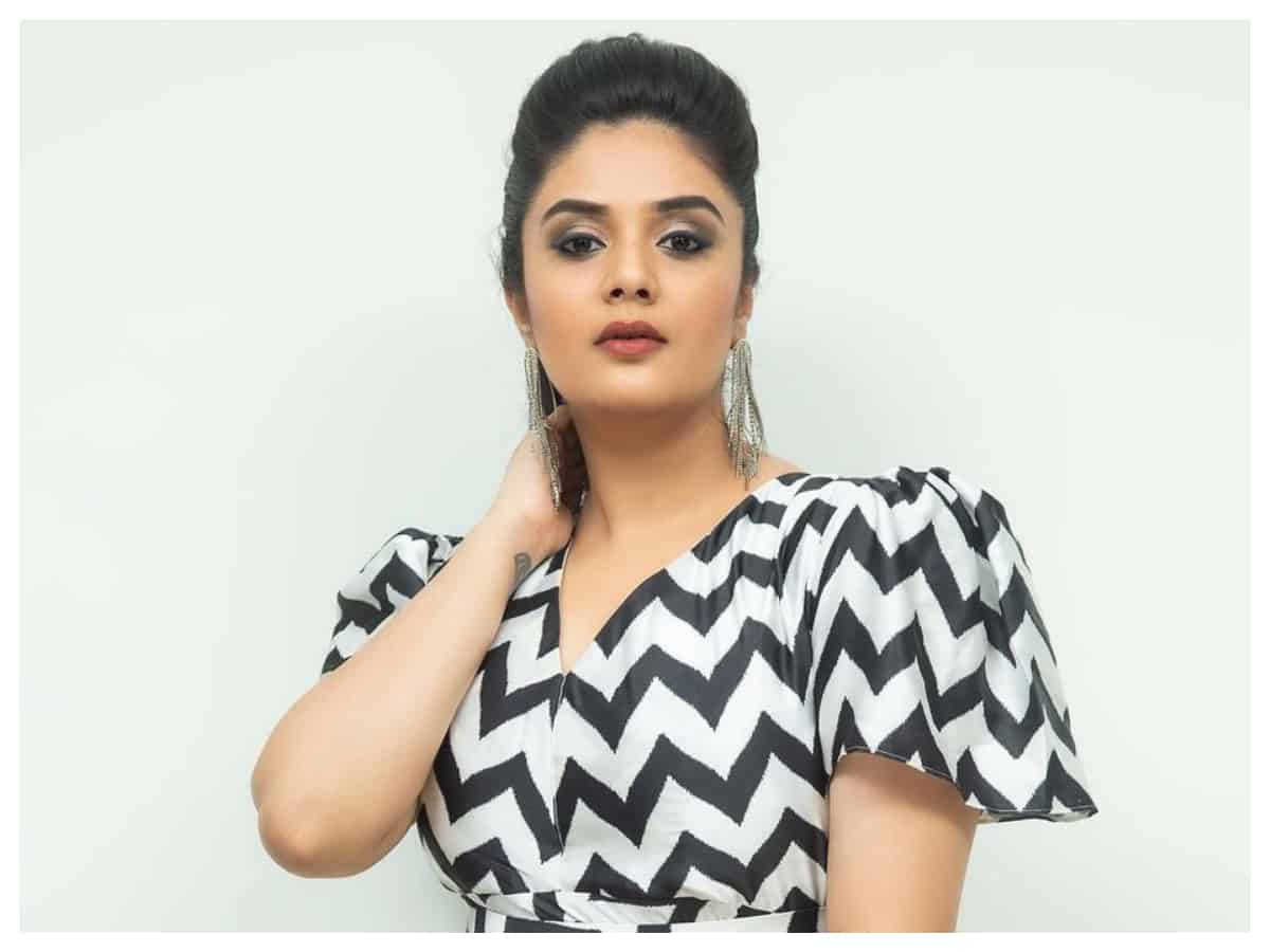 Sreemukhi | మెస్మరైజింగ్ లుక్‌లో శ్రీముఖి..