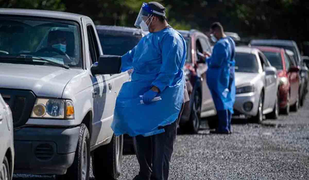 ఒమిక్రాన్ సోకితే ఈ ల‌క్ష‌ణాలు క‌నిపిస్తాయ‌ట‌.. యూకేలో తాజా అధ్య‌య‌నంలో వెల్ల‌డి