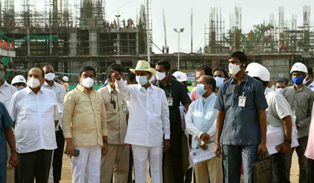 స‌చివాల‌య నిర్మాణ ప‌నుల‌ను ప‌రిశీలించిన సీఎం కేసీఆర్