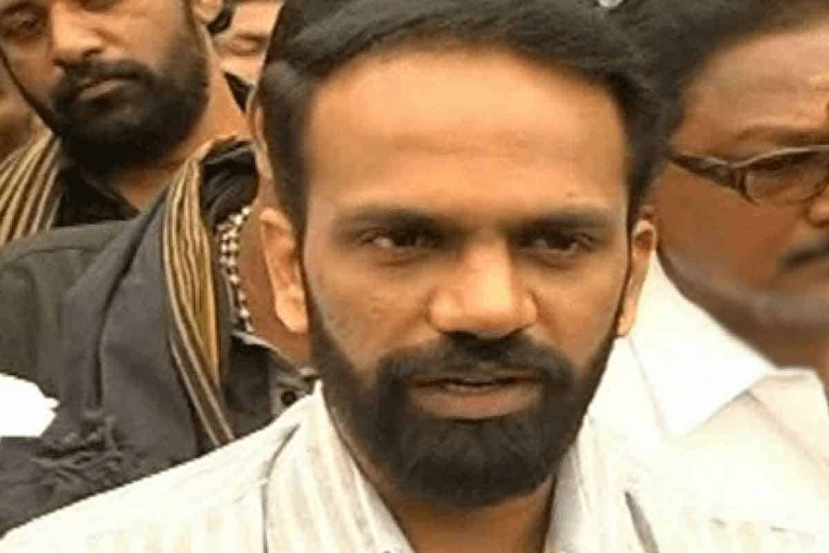 Vangaveeti Radha | రాధా ఇంటి వ‌ద్ద రెక్కీ.. కార్పొరేట‌ర్ స‌త్యం విచార‌ణ‌!