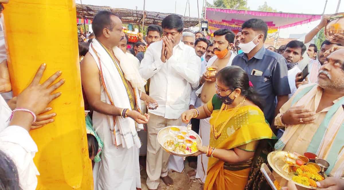 ప్రతి ఒక్కరిలోభక్తిభావం ఉండాలి