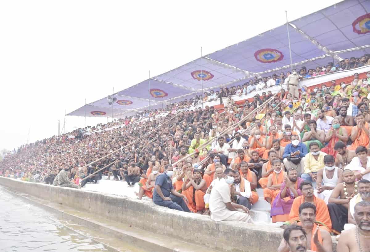 వైభవోపేతం.. అయ్యప్పస్వామి ఆరట్టు