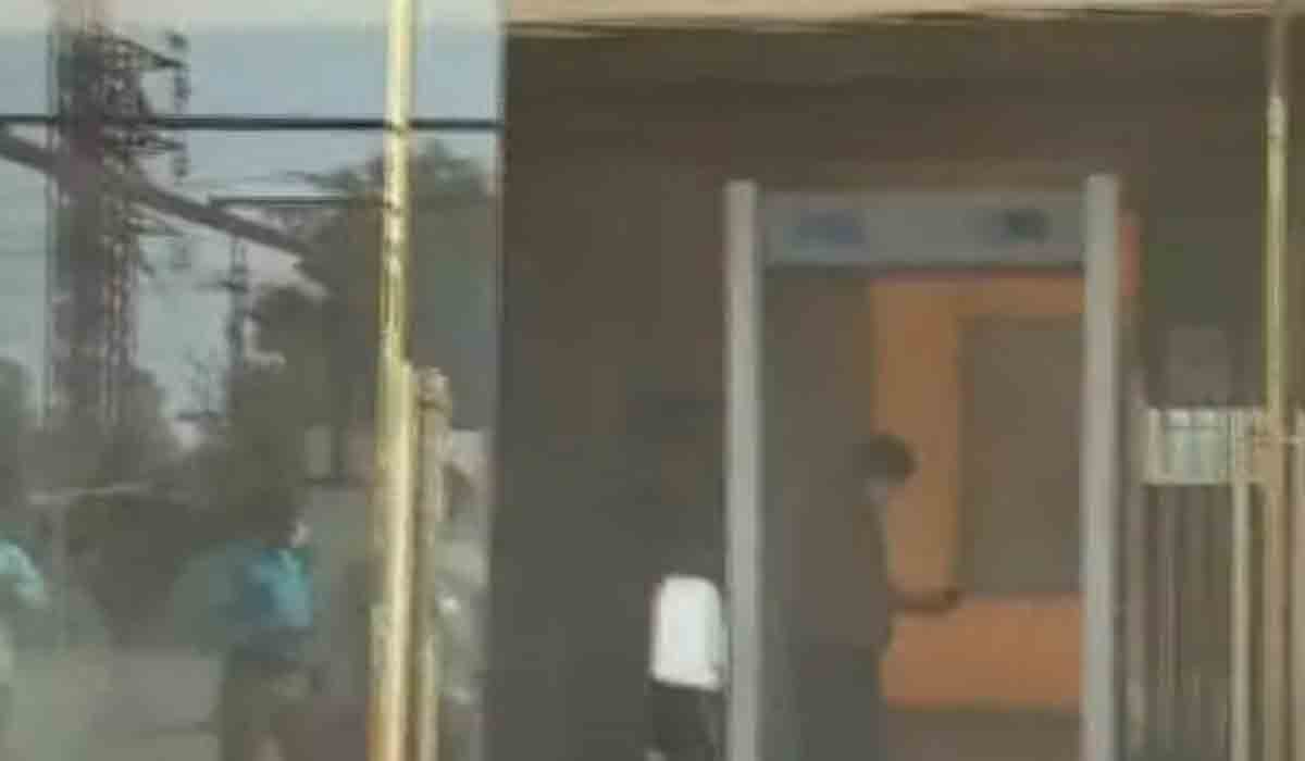 Telangana | వ‌రంగ‌ల్ జెమిని థియేట‌ర్‌లో అగ్నిప్ర‌మాదం