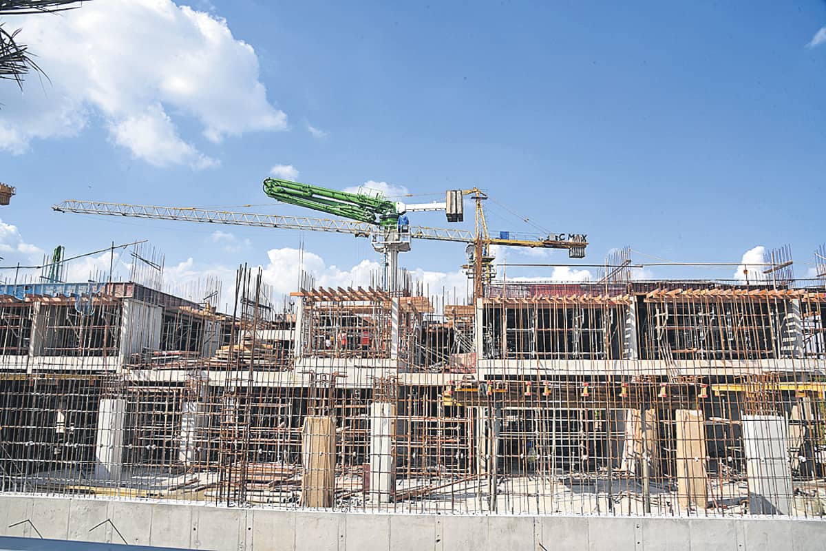 Hyderabad infra | అనుమతుల హోరు.. నిర్మాణాల జోరు.!