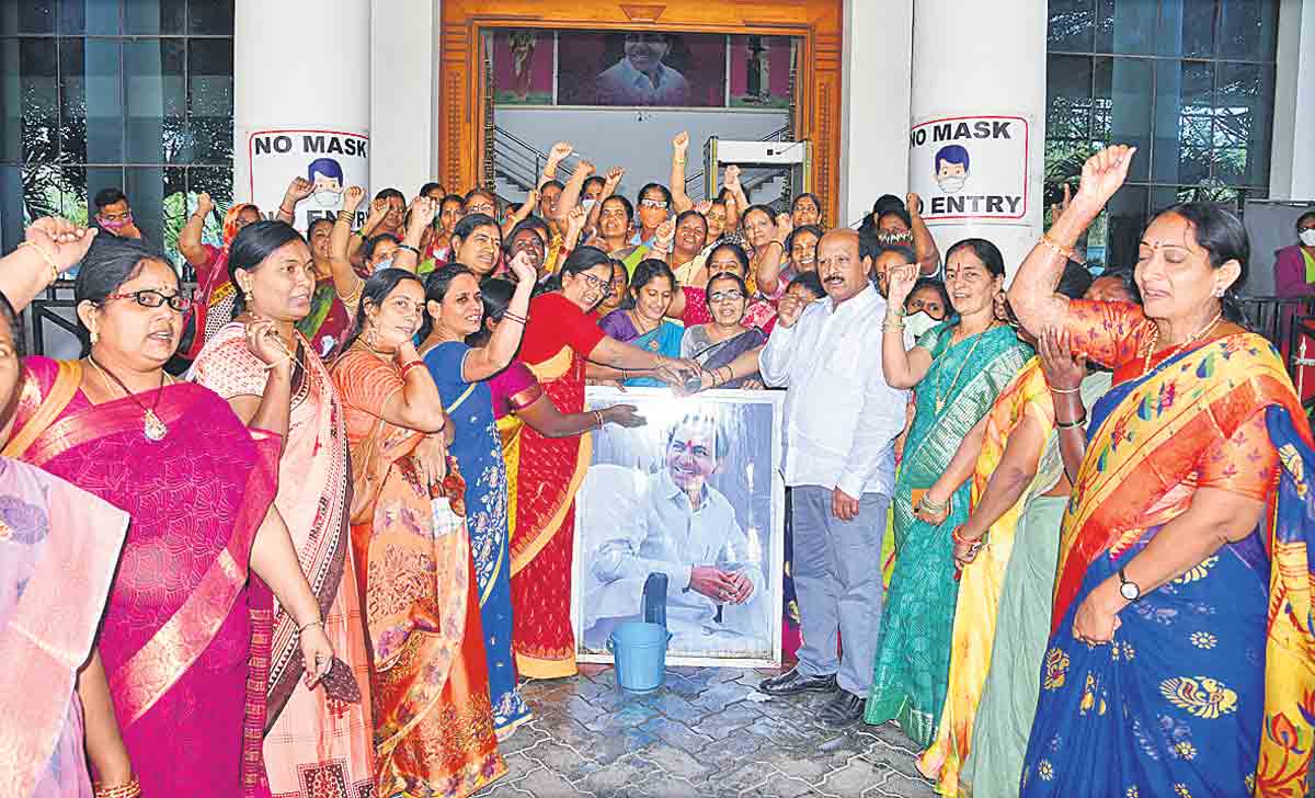 అంగన్‌వాడీలను ఆదుకున్న సీఎంకు కృతజ్ఞతలు