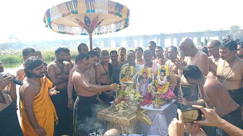 స్వామి శరణం.. అయ్యప్ప శరణం