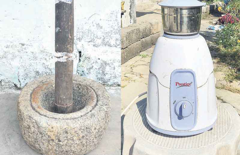 రోలు పోయి గ్రైండరొచ్చె..