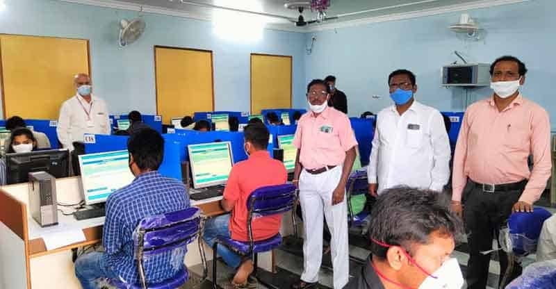 అవకాశాలను వినియోగించుకోవాలి