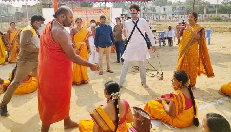 బంగారు తెలంగాణకు బాటలు