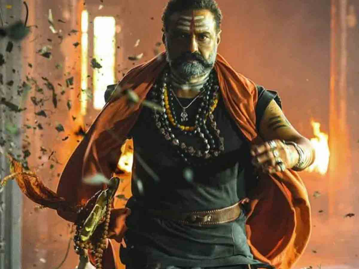 Akhanda: బాలయ్య బాలయ్య…ఇరగతీసావయ్యా… అంటూ నంద‌మూరి హీరో కామెంట్