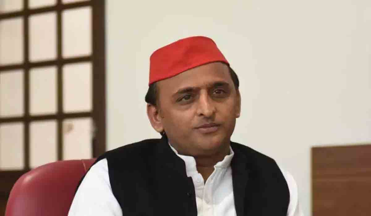 ఎంపీల‌ వ్యాఖ్య‌ల‌తో మా పార్టీకి సంబంధమే లేదు: అఖిలేశ్‌