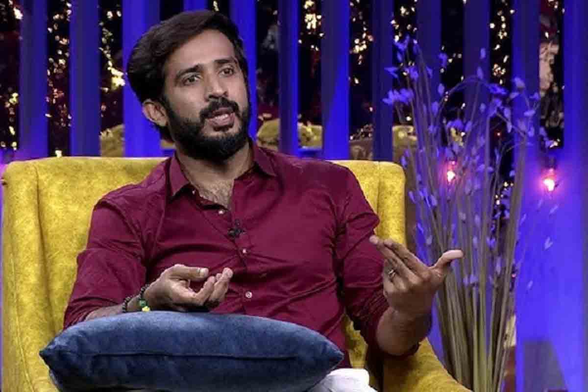 టాప్ 3 ఎవరో చెప్పేసిన యాంకర్ రవి.. కాజల్‌కు నిరాశే..