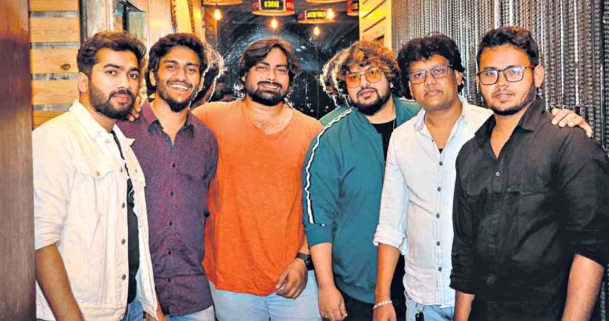 ఆ ఆరుగురూ.. ఇళయరాజా పాట షురూ!