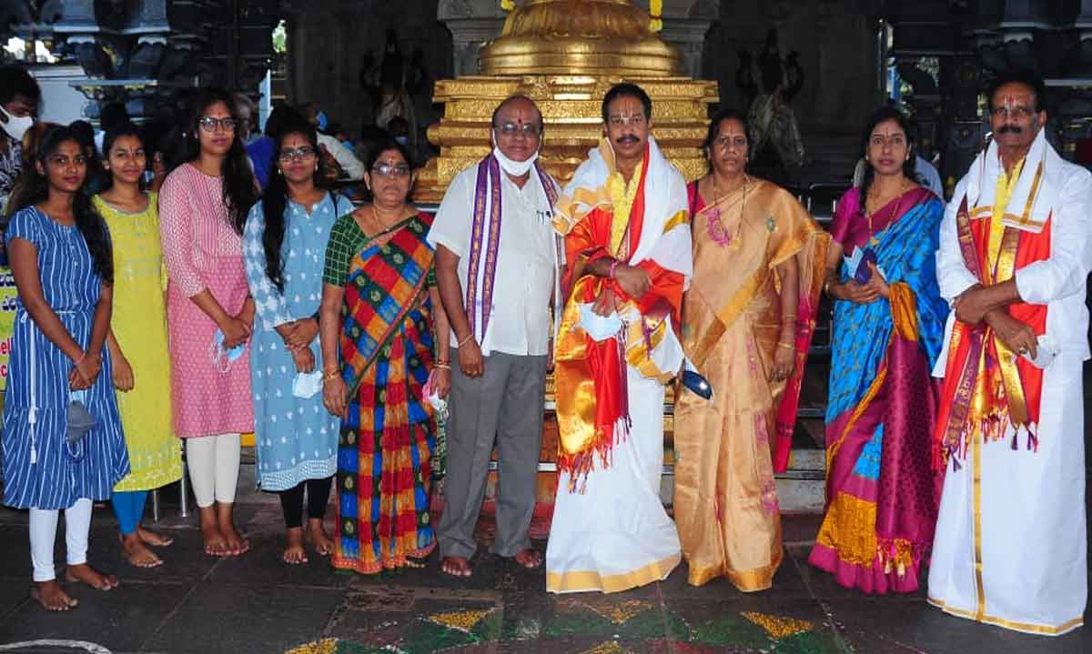 Bhadradri | భద్రాద్రి రామయ్యను దర్శించుకున్న ఖమ్మం అడిషనల్ కలెక్టర్..