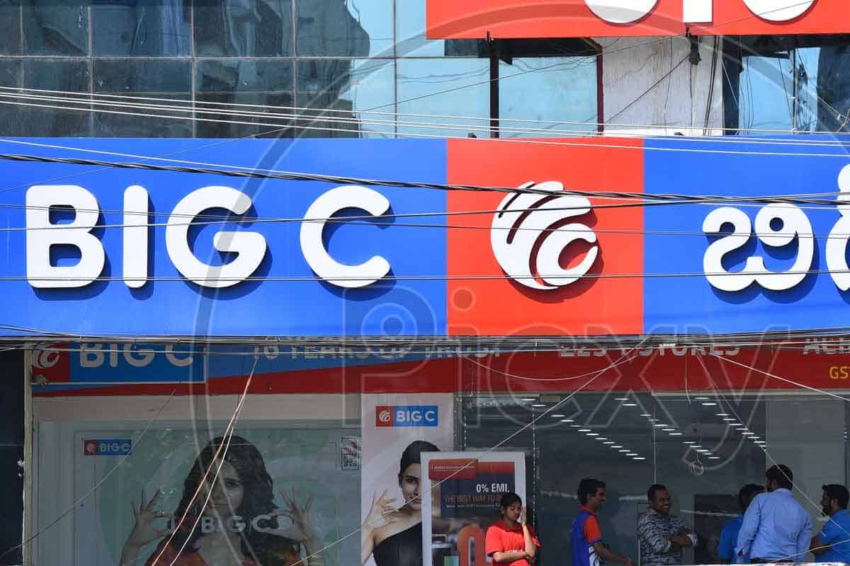 బిగ్‌”సి’ మరో 100 స్టోర్లు