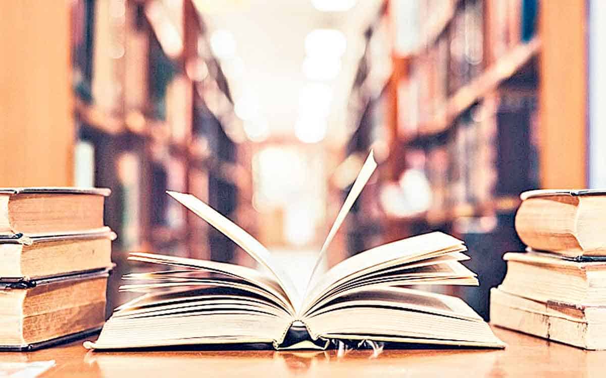 పుస్తకమే మస్తిష్కంచై