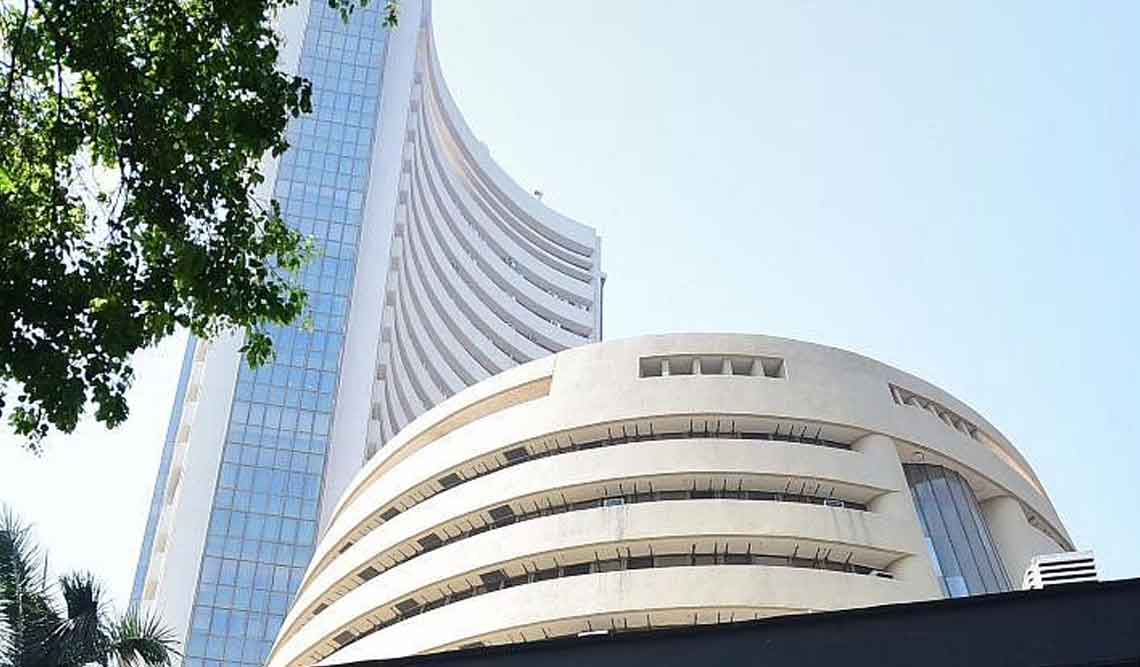 రెండో రోజూ భారీ ర్యాలీ