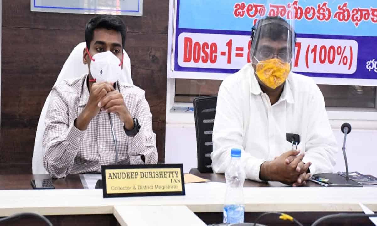 Dalitbandhu | దళితుల అభివృద్ధిలో అన్ని శాఖల అధికారులు భాగస్వాములు కావాలి: కలెక్టర్ అనుదీప్..