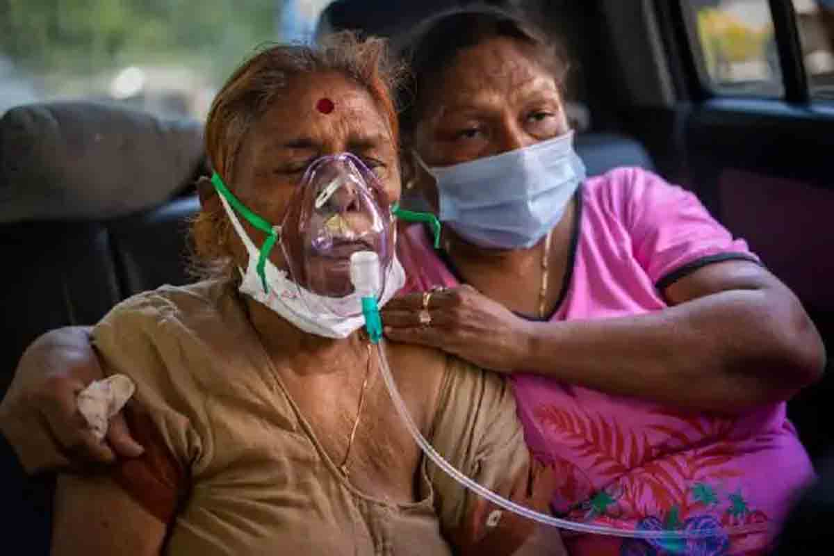 కరోనా గత వేరియంట్లతో ఊపిరి ఆడకపోయేది.. ఒమిక్రాన్‌లో ఈ ల‌క్ష‌ణం ఎందుకు లేదు?