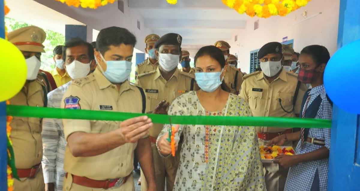 Khammam CP | ఎంచుకున్న రంగంలో రాణించేందుకు కృషి చేయాలి: సీపీ విష్ణు ఎస్ వారియర్