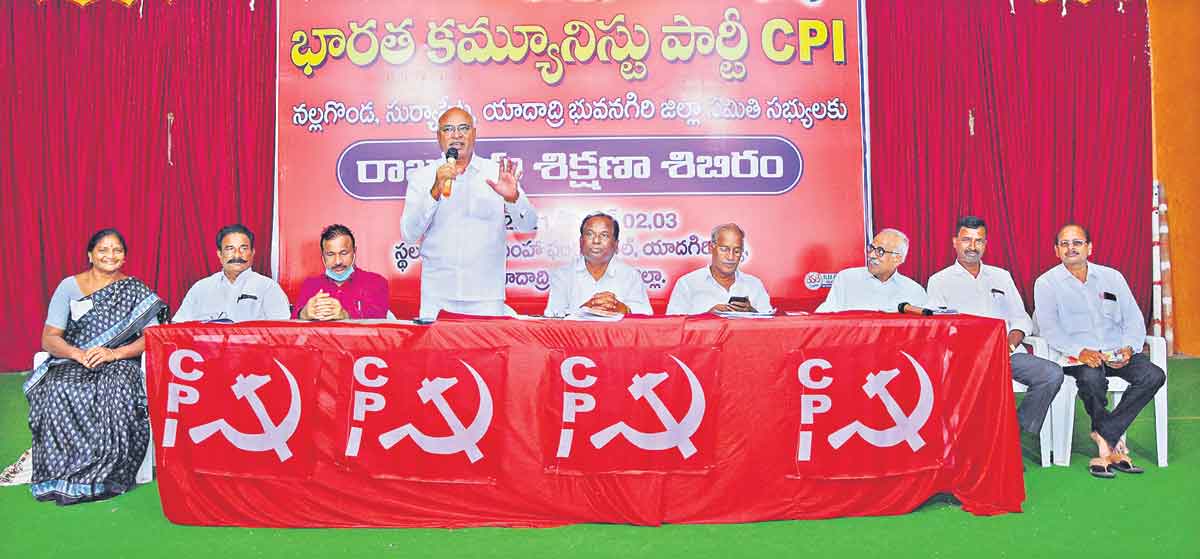 క్షమాపణ కాదు.. ఎంఎస్‌పీ చట్టం తేవాలి