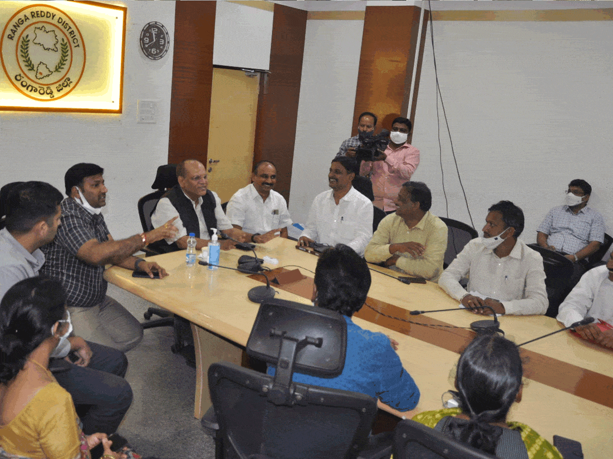 రంగారెడ్డి జిల్లా కలెక్టర్ కార్యాలయాన్ని ఆకస్మికంగా సందర్శించిన సీఎస్‌