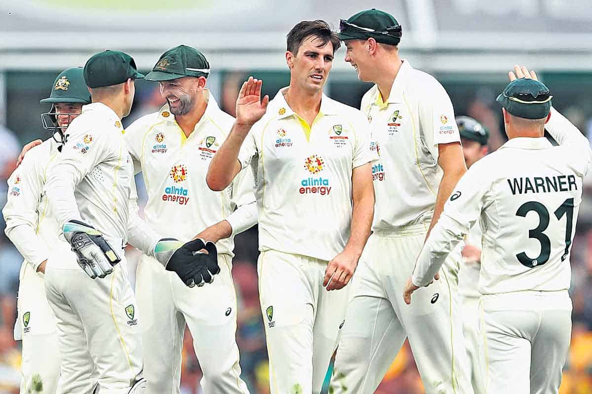 కమిన్స్‌ కమాల్‌