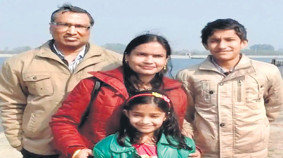 ఒమిక్రాన్‌ భయంతో భార్య, పిల్లల హత్య