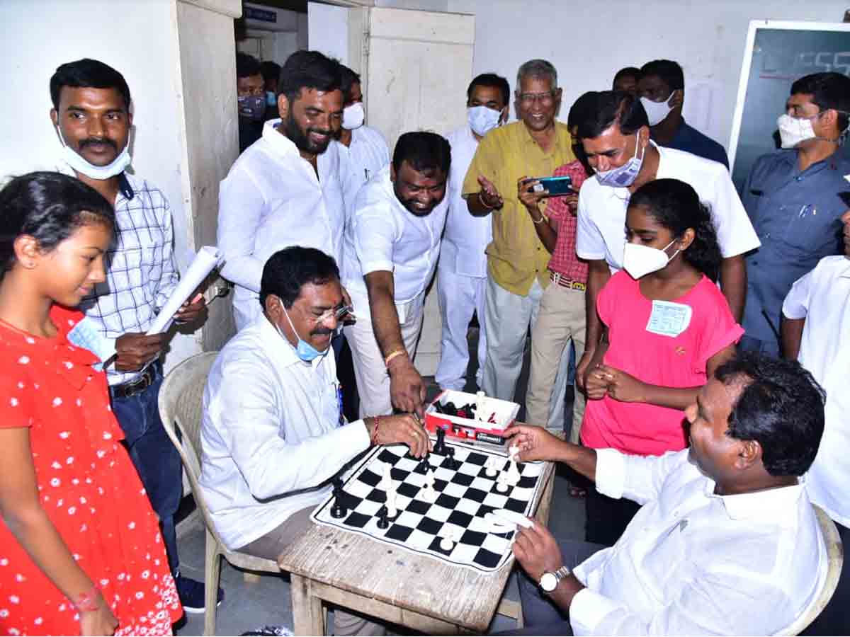 Warangal | జీవితమే ఓ చదరంగం : మంత్రి ఎర్రబెల్లి