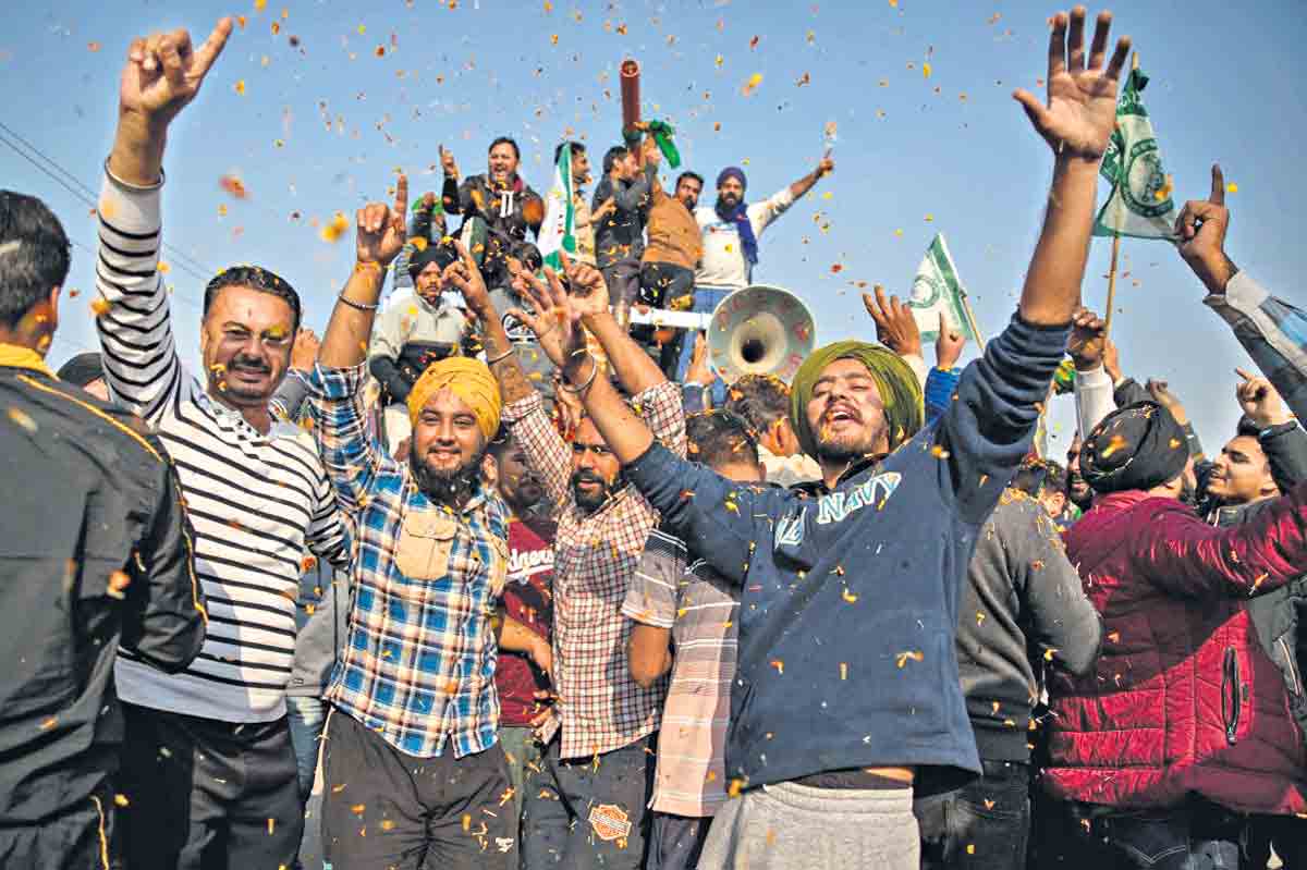 కర్షక విజయం.. కరోనా విలయం.. 2021 రౌండప్ జాతీయం