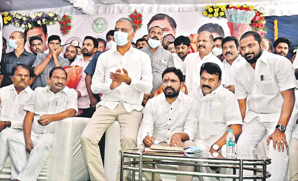 కేసీఆర్‌ కల నెరవేర్చాలి
