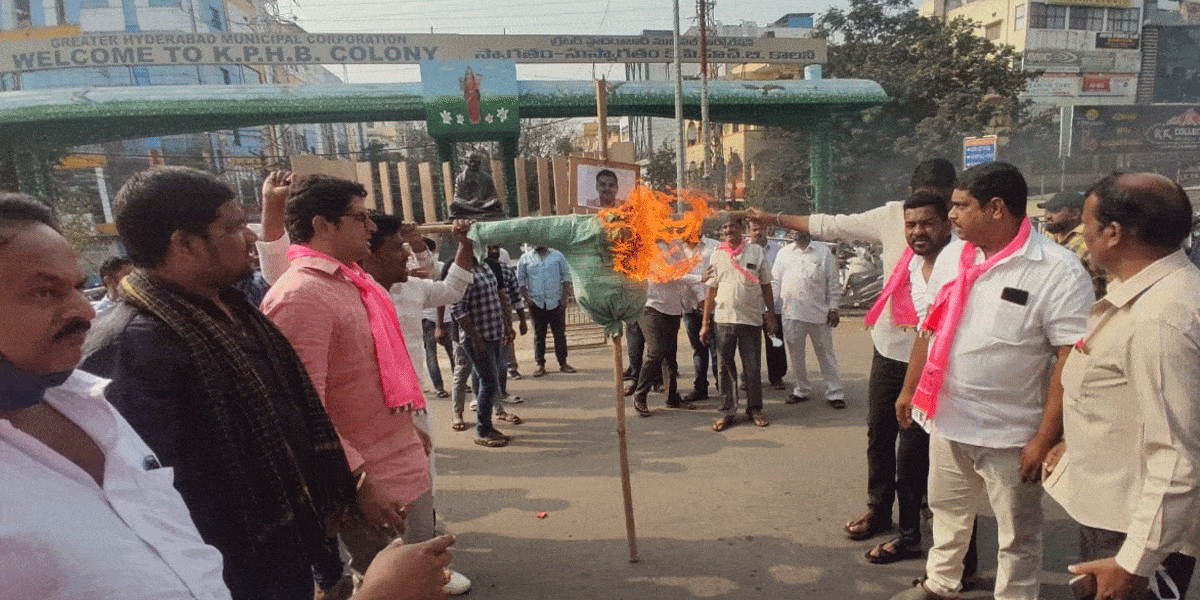 తీన్మార్‌ మల్లన్నపై కూకట్‌పల్లి పోలీస్‌ స్టేషన్‌లో ఫిర్యాదు