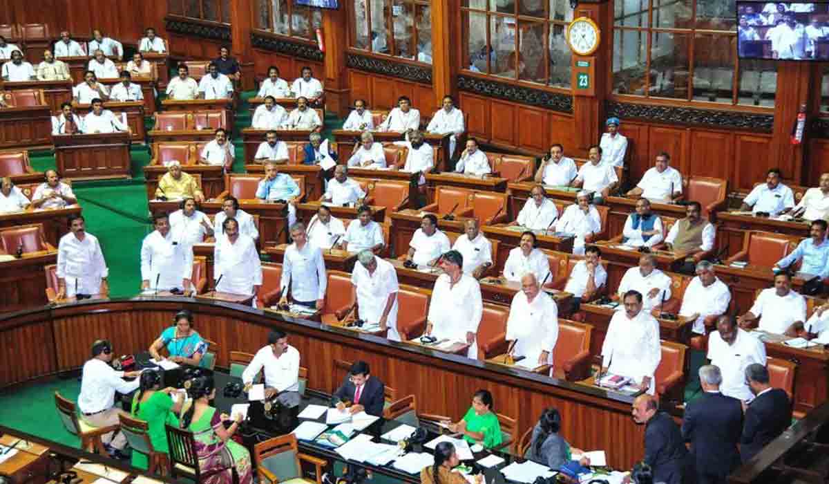 Karnataka | నిర‌స‌న‌ల మ‌ధ్యే మ‌త‌మార్పిడి నిరోధ‌క బిల్లుకు అసెంబ్లీ ఆమోదం