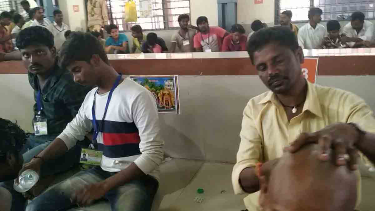 శ్రీశైలంలో తలనీలాల వేలం.. ఏడు కోట్ల ముప్పై లక్షలకు సొంతం చేసుకున్న భక్తుడు