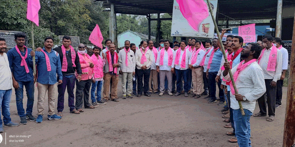 సింగరేణి కొత్తగూడెం ఏరియాలో సమ్మె సఫలం