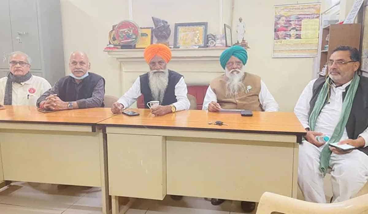 త‌క్ష‌ణ‌మే కేసుల్ని ఎత్తివేస్తాం.. రైతు సంఘాల‌కు భారీ ఆఫ‌ర్‌