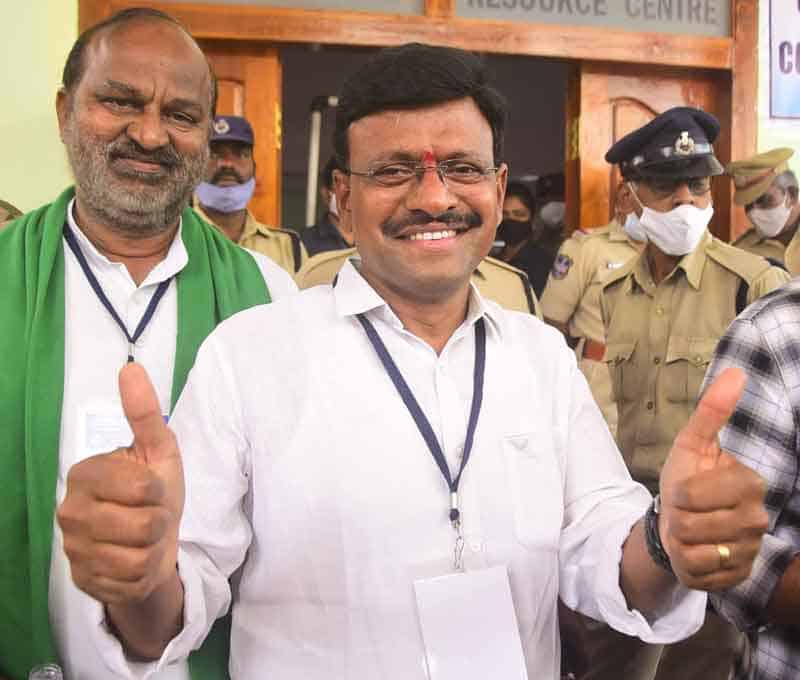 ప్రజల గొంతుకనవుతా..