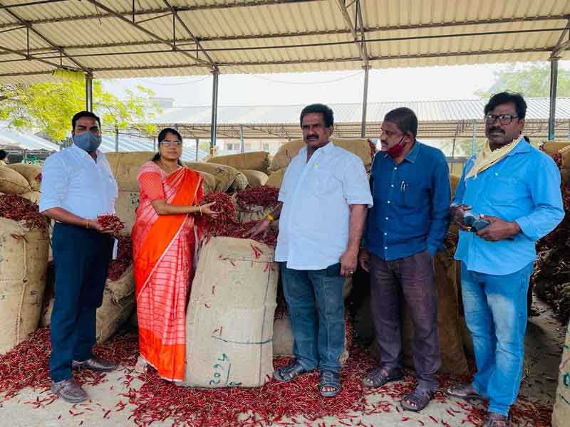 రైతు పంట పండింది