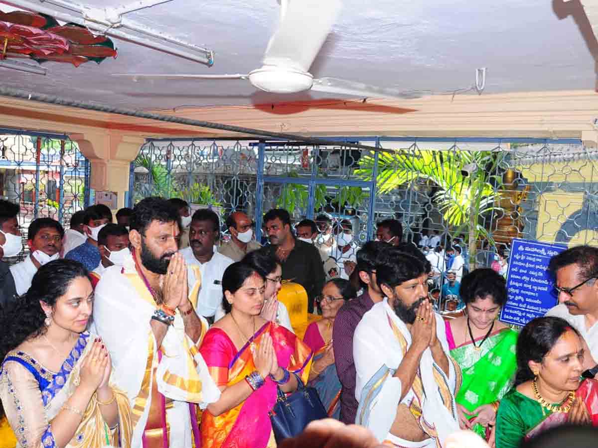 Bhadradri | భద్రాద్రిలో ఏపీ మంత్రి కొడాలి నాని పూజలు
