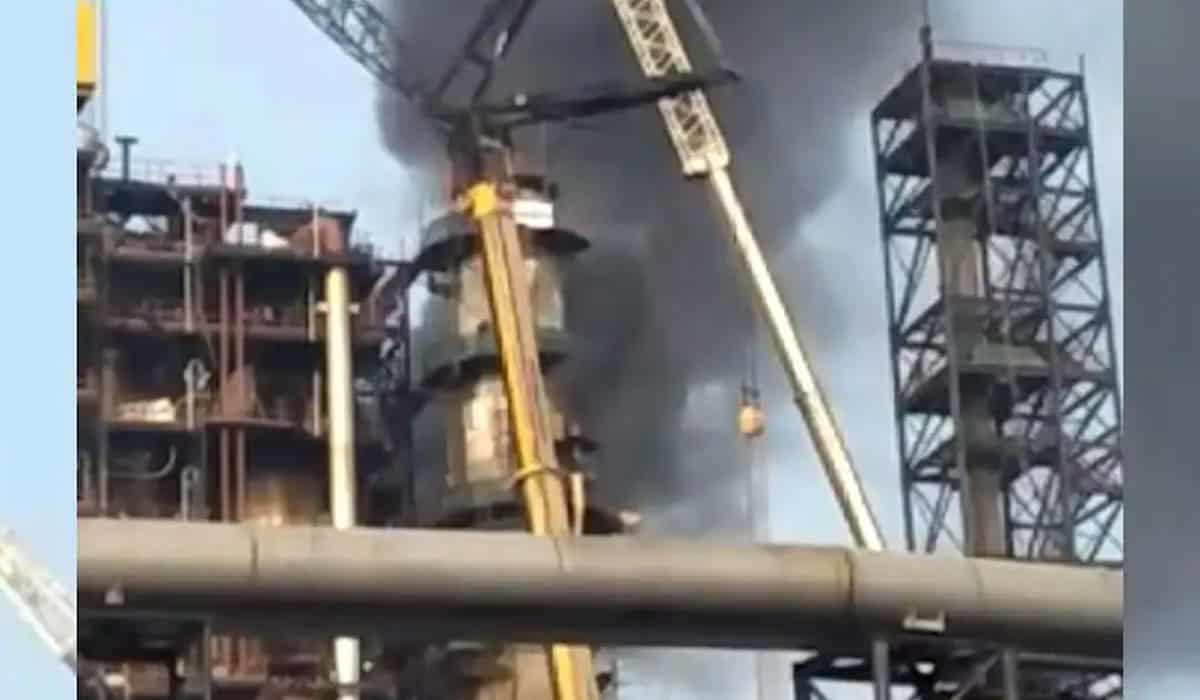 Kolkata | ఆయిల్ కార్పొరేష‌న్ క్యాంప‌స్‌లో భారీ అగ్ని ప్ర‌మాదం… ముగ్గురు మృతి