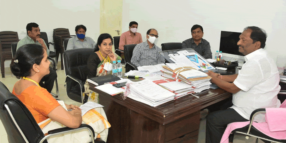 దివ్యాంగుల సంక్షేమానికి సీఎం కేసీఆర్‌ ప్రాధాన్యం : మంత్రి కొప్పుల