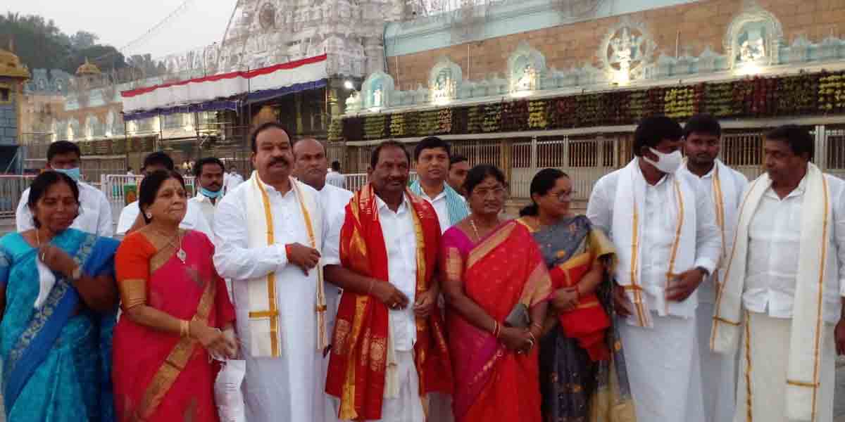 TTD | శ్రీవారిని దర్శించుకున్న మంత్రి కొప్పుల దంపతులు