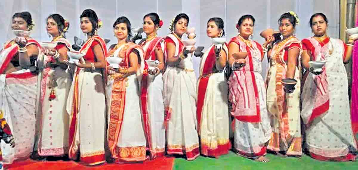 mini bengal | తెలంగాణ‌లో మినీ బెంగాల్‌.. క‌ట్టుబొట్టూ అంతా ఉత్త‌రాది స్టైలే !!